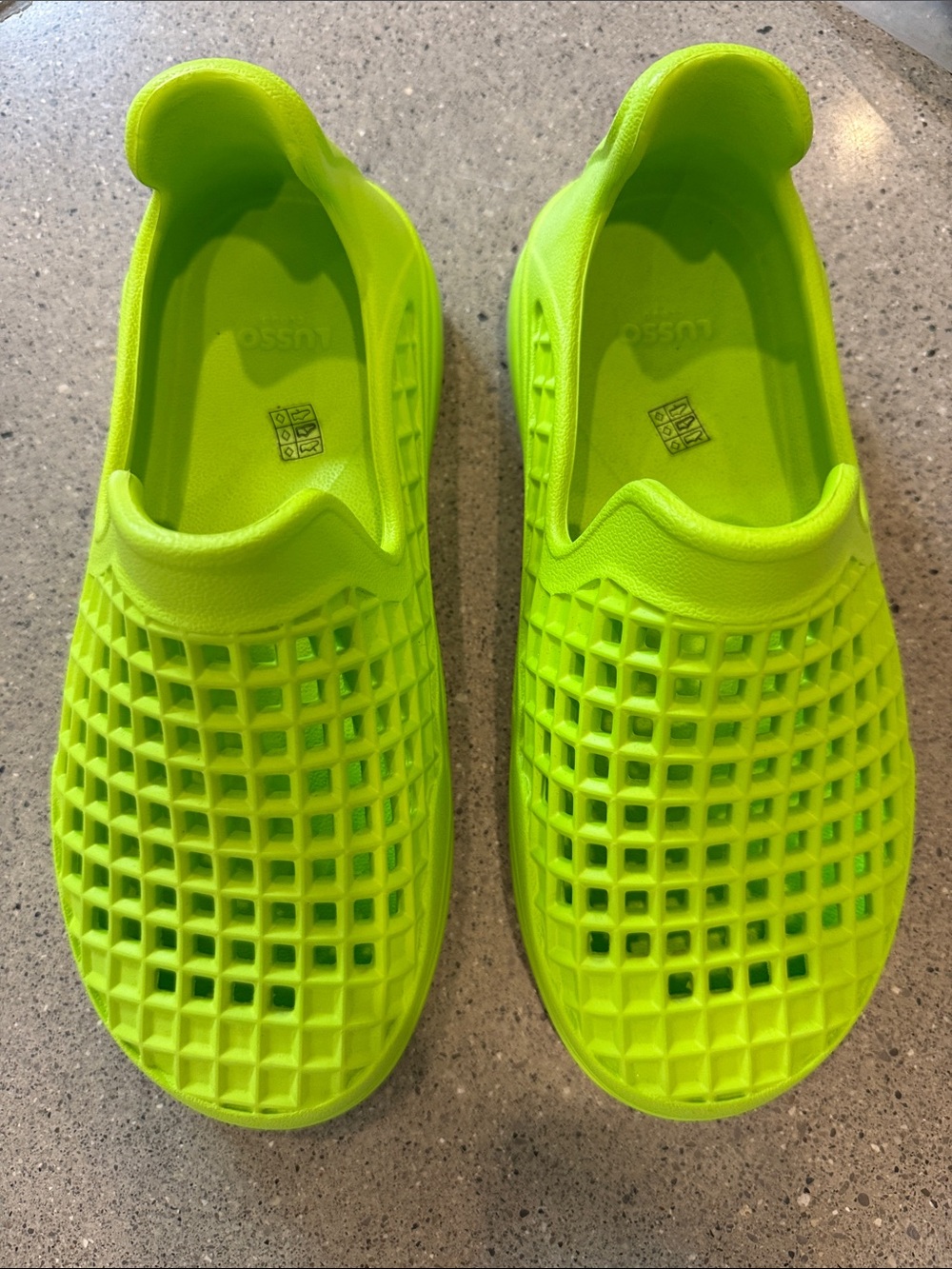 Men’s Neon Green Slip-On Lusso cloud Shoes